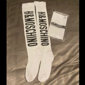 H&M MOSCHINO KNEE SOCKS